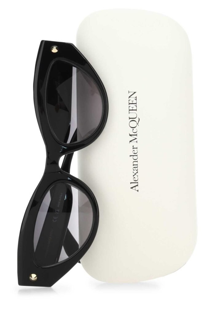 Black acetate Spike Studs sunglasses - Image 3