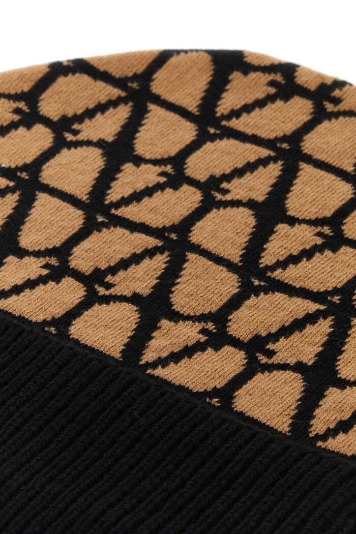 Printed cashmere beanie hat - Image 3