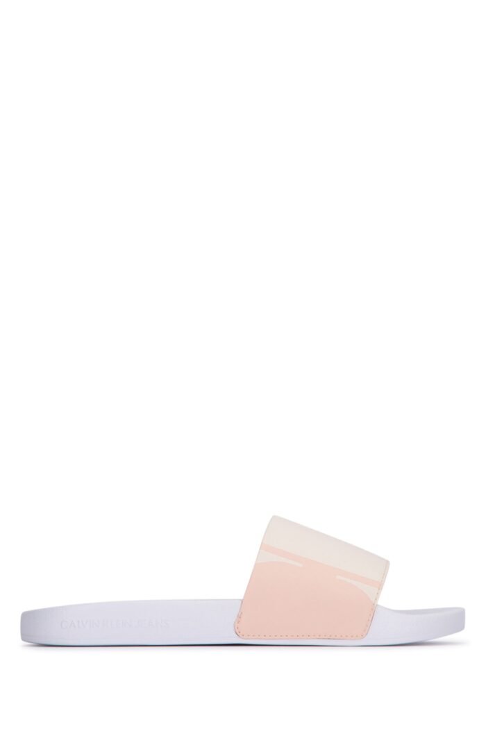 SLIPPERS - Image 1