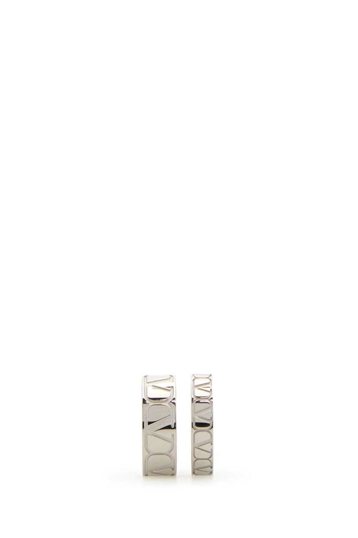 Silver metal rings - Image 1