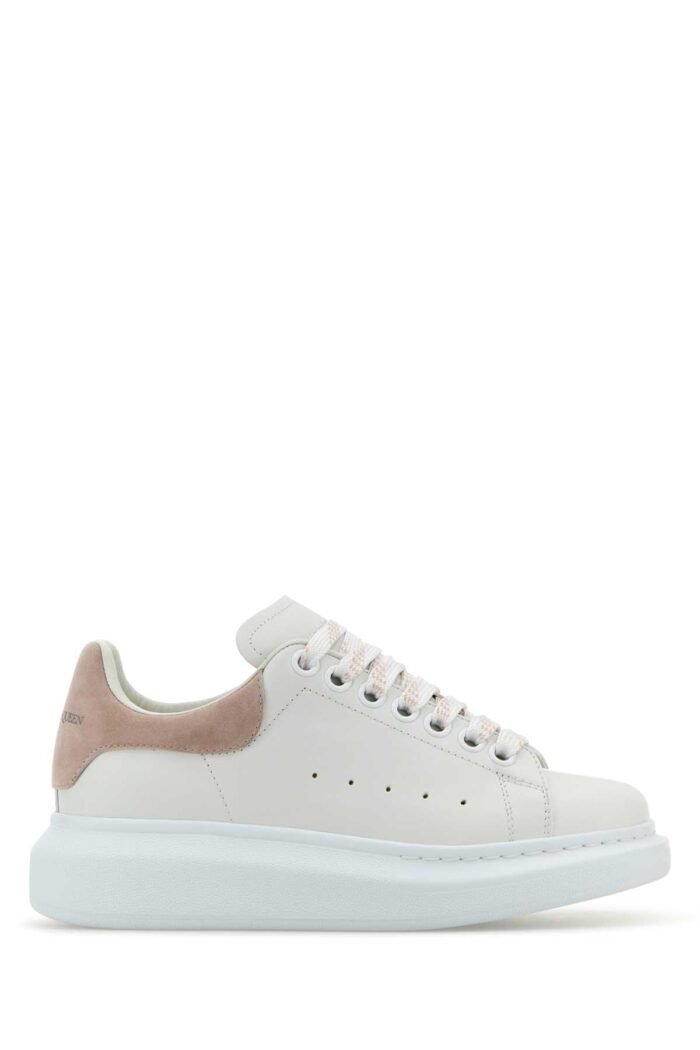 White leather sneakers with powder pink suede heel - Image 1