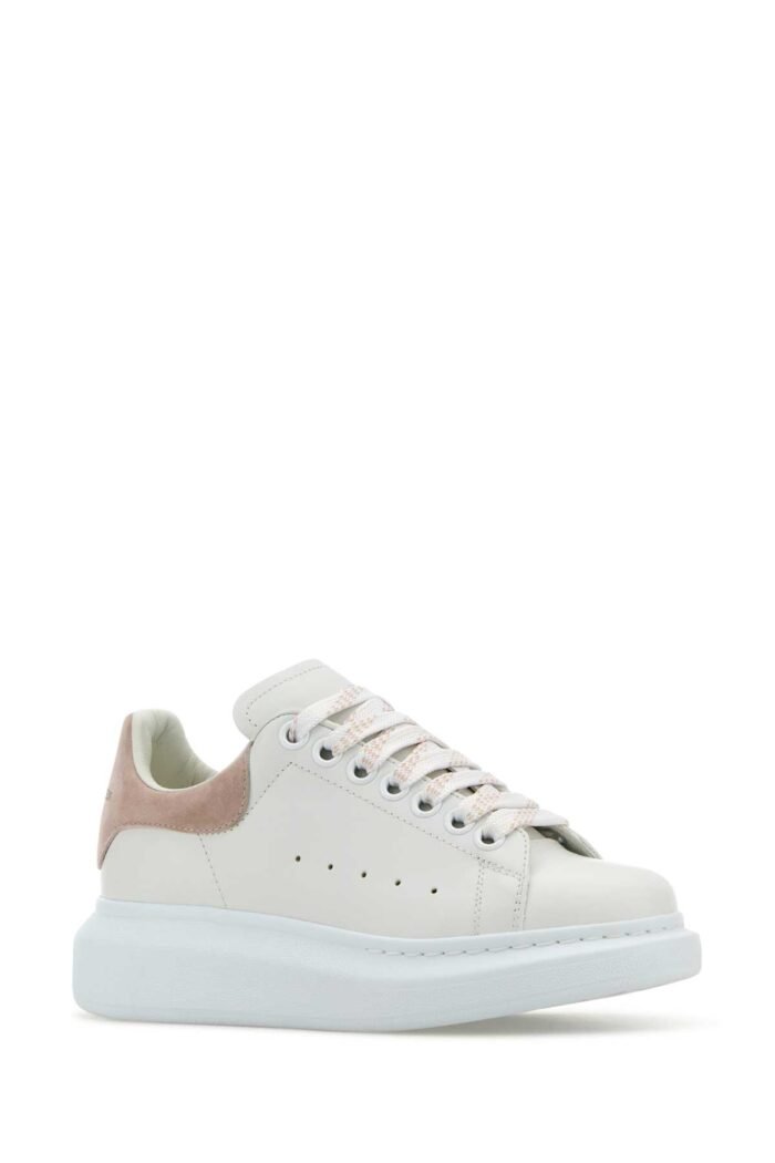 White leather sneakers with powder pink suede heel - Image 2