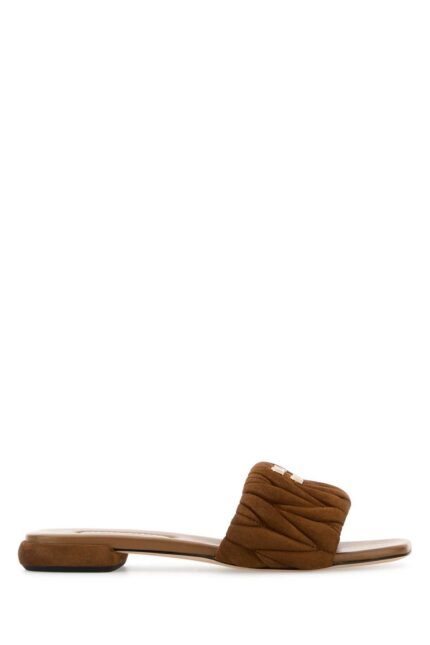 Caramel suede slippers